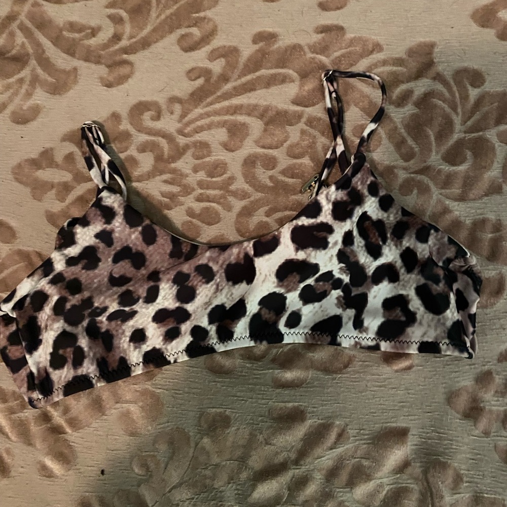 Leopard print swimming top